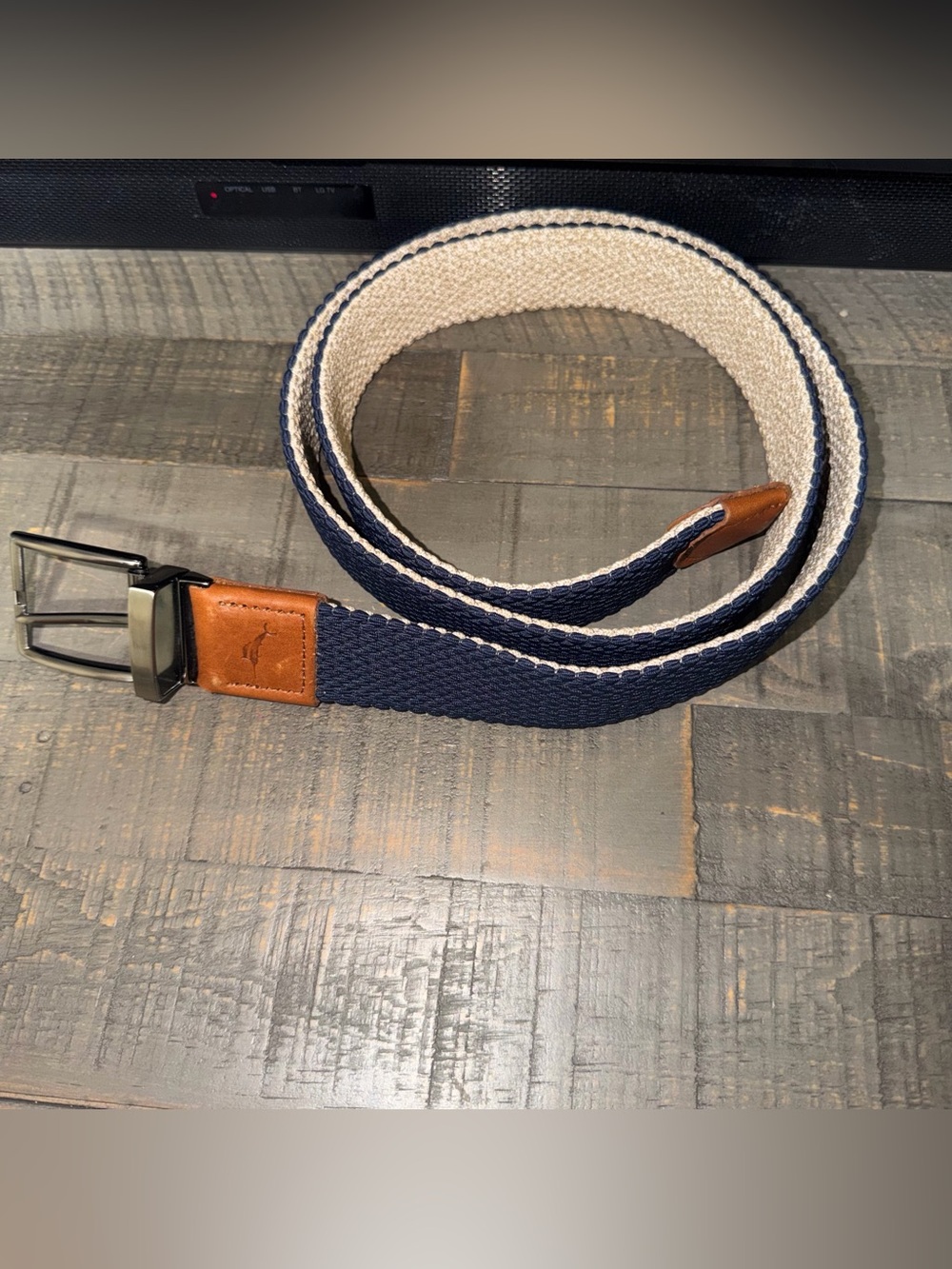 Men's‎ Tommy Bahama stretch belt blue cream large/XL 49" long